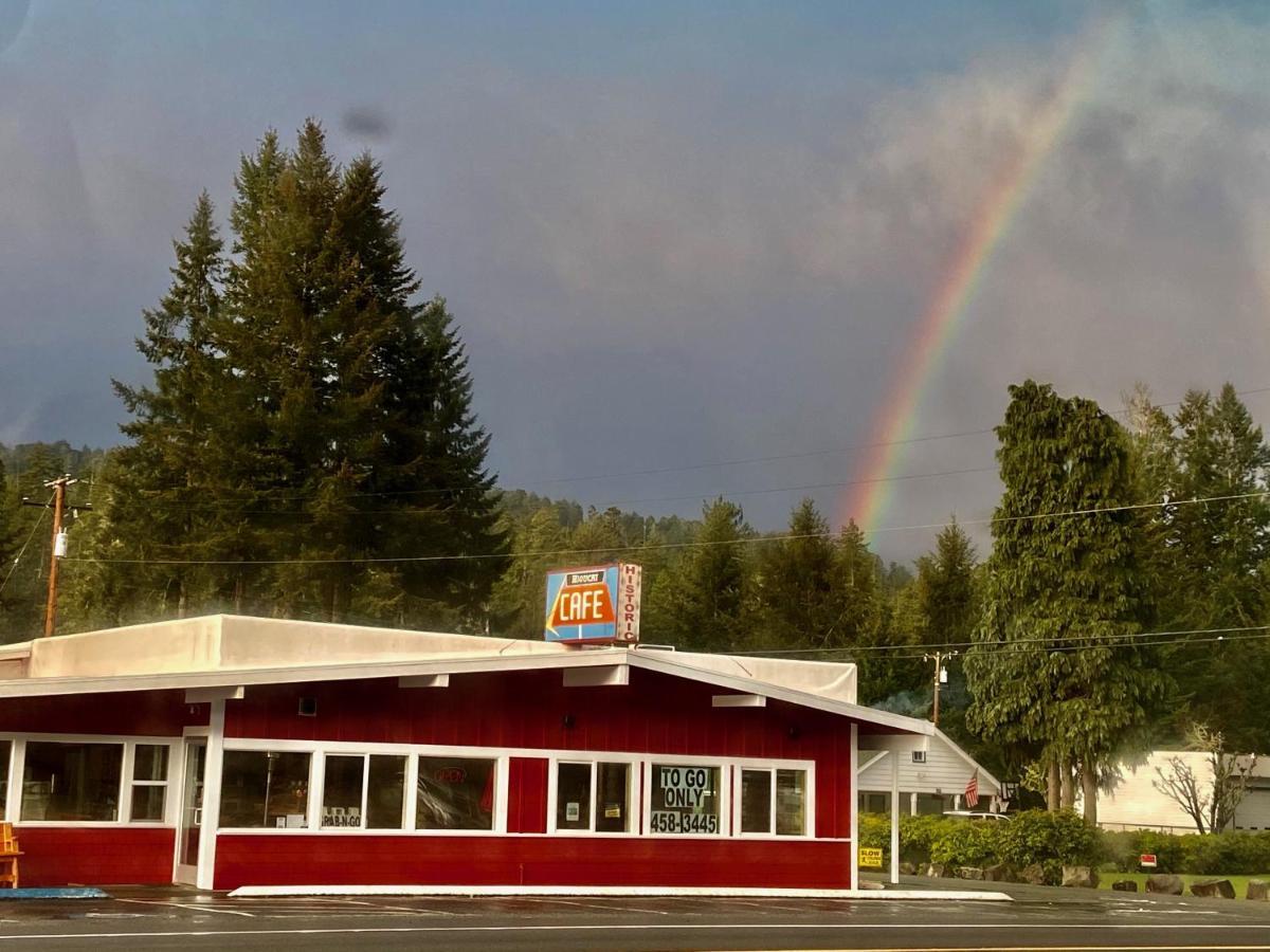 Hiouchi Motel Crescent City Exterior photo