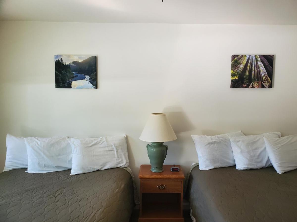 Hiouchi Motel Crescent City Exterior photo